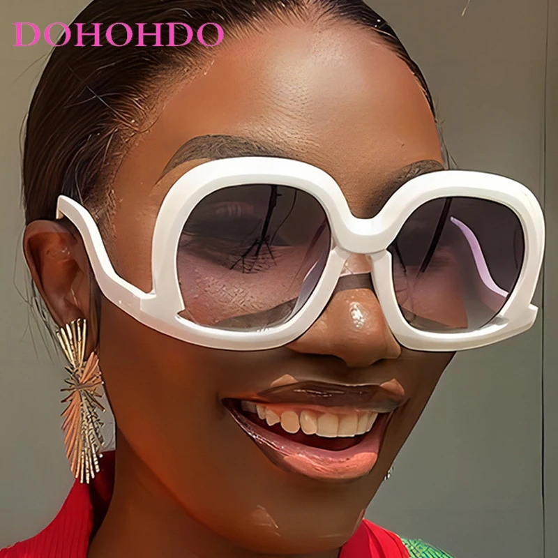 

DOHOHDO 2026 Fashion Unique Square Women Sunglasses Fashion Colorful Gradient Shades UV400 Men Trending Personalized Sun Glasses