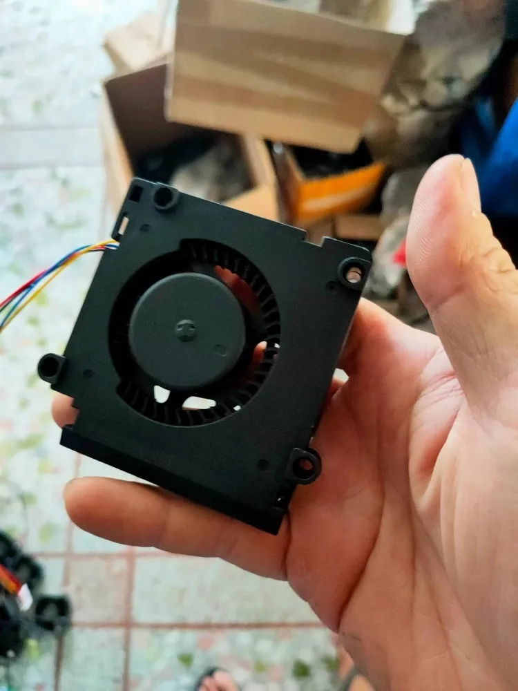 Free shipping applicable to HP PVB070E12H-P01 BUB0712HH-DH09400 800 G1 DM fan