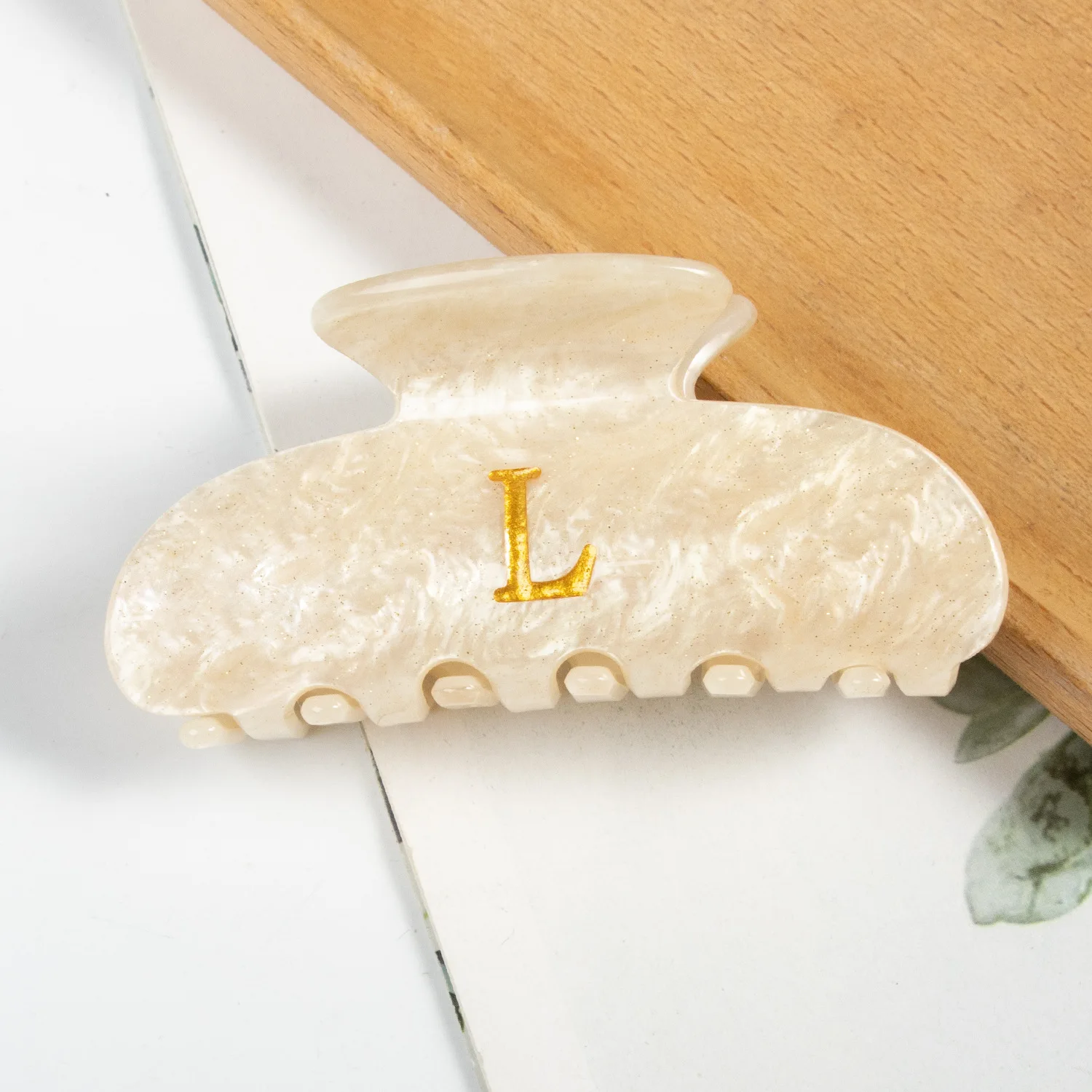 1 Stück goldene Kopfbedeckung mit englischen Buchstaben, Goldpulver-Clip, neue Haarspange, kreative Haarspange mit Buchstaben – Detail 12