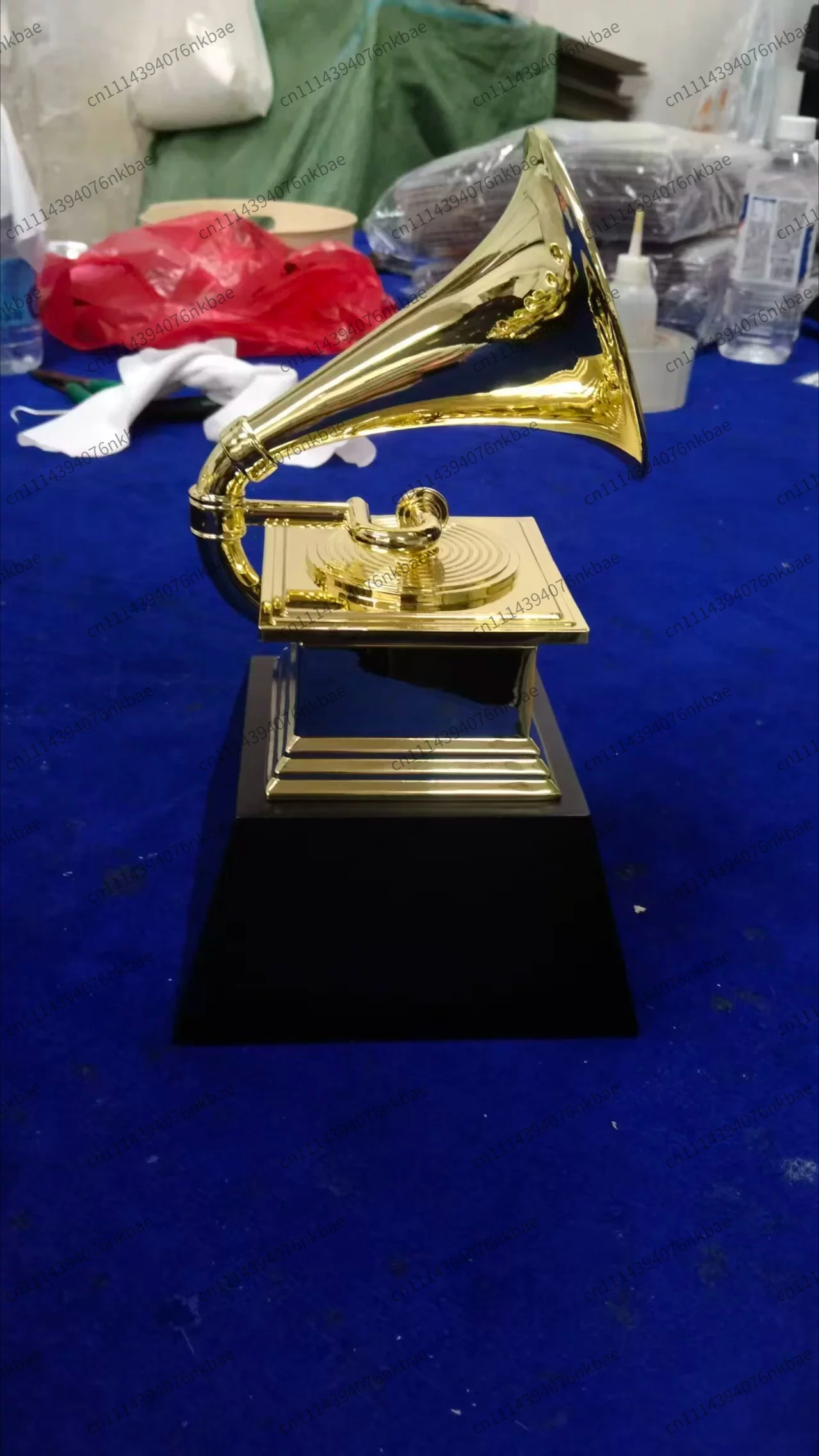 Metal Horn Trophy Music Trophy Living Room Grammy Trophy Trophy by NA RA S Nice Gift Souvenir Collections Free Lettering