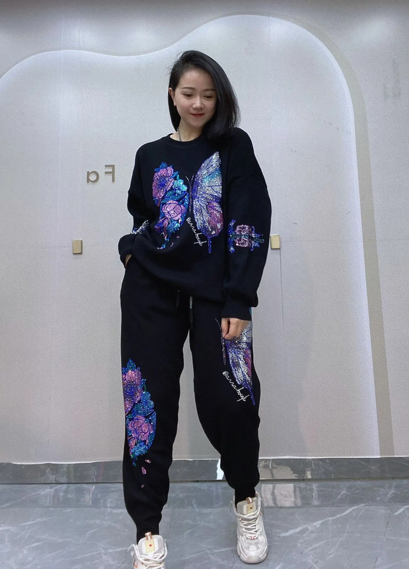 Langarm-Strickpullover Zweiteilige Sets Damen Heavy Industry Flash Diamond Fashion Kapuzenpullover Hose Freizeitanzug