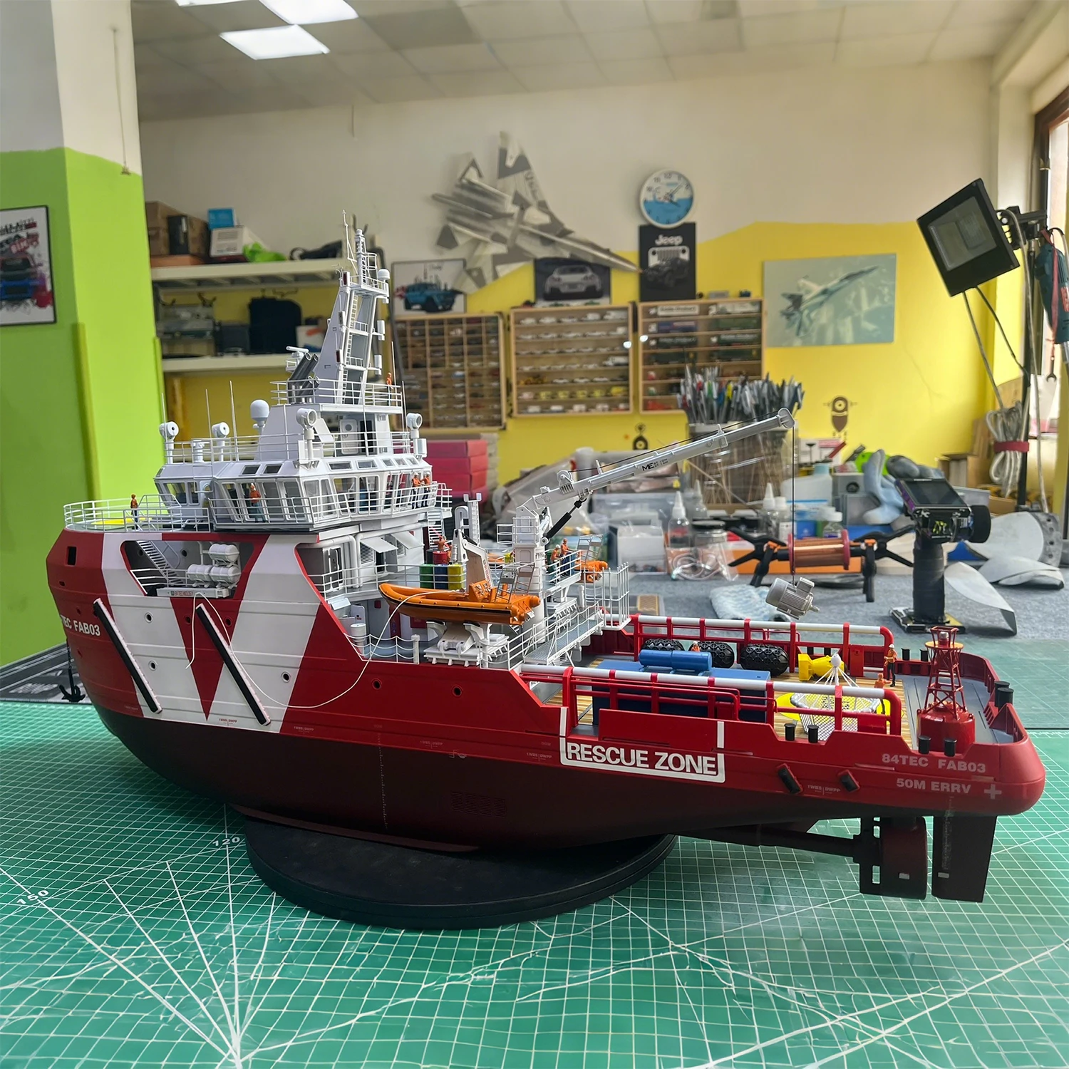 سفينة التحكم عن بعد 1/72 Fab Ocean Rescue Ship RTR Edition نموذج قارب العمل البحري العالمي التحكم عن بعد قارب لعبة مجسمة