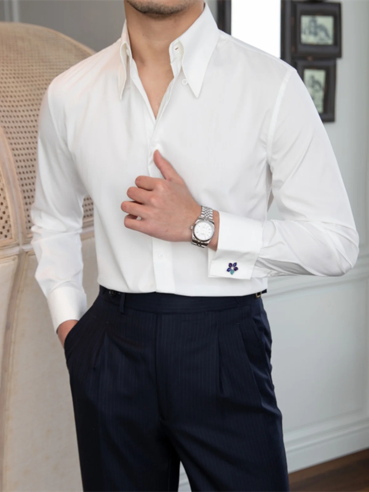 

Мистер. Мужская рубашка Deer Tee Commute с длинным рукавом, белая, в британском джентльменском стиле, приталенная, с большим воротником-стойкой, на пуговицах, немнущаяся, Slim Fit S...