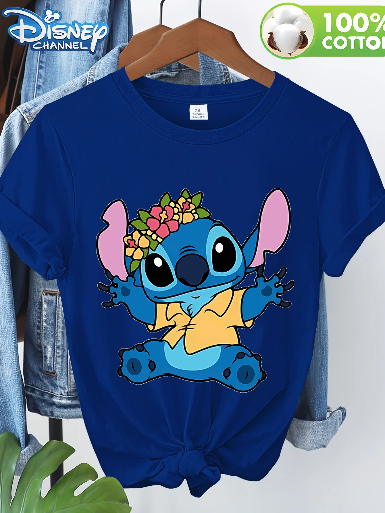 Camiseta de cuello redondo para mujer Disney X con estampado floral de corona y puntada ondulada, estampado hawaiano para vacaciones, tema de Lilo y Stitch, versátil