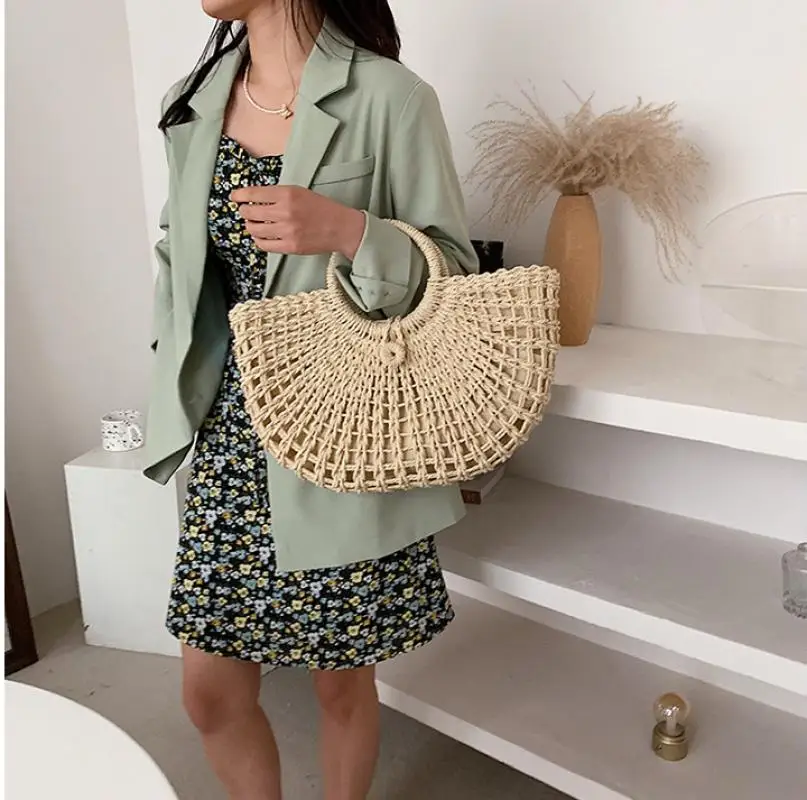 Moon Shape Handmade Bags for Women Weaving Ladies Straw Bag Large Women Handbags Straw Bag Clutch Top Handle Handbags Hollow