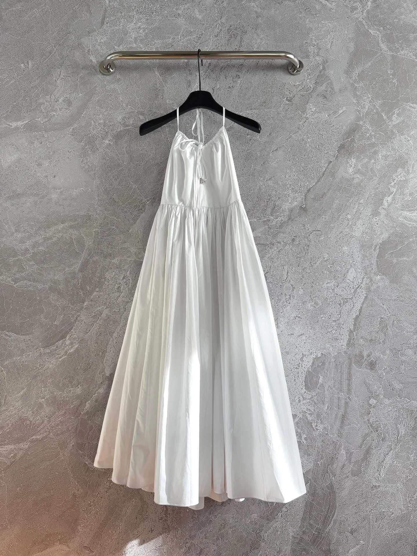 Weißes Kleid mit hängendem Kragen im Summer Island-Urlaubsstil, atmungsaktiver Stoff, bequem,