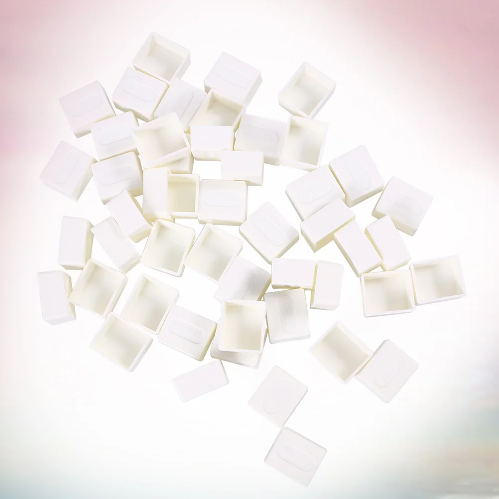 50 قطعة من علبة الطلاء بالألوان المائية، نصف مقالي فارغة، حجم محمول للمبتدئين والفنانين المحترفين، نصف مقالي ألوان مائية