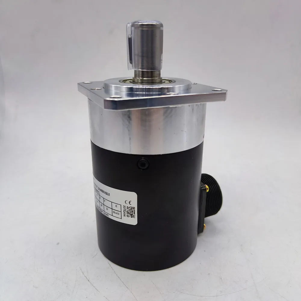 68mm outer size encoder GHSF68-15C17-2048BMK5 solid shaft incremental encoder