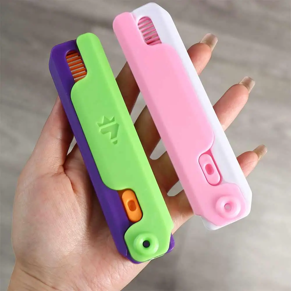 Kartun Wortel 3D Gravity Carrot Gravity Radish Mini Model Fidget Comb 3D Printing Luminous Halloween Hadiah Dewasa