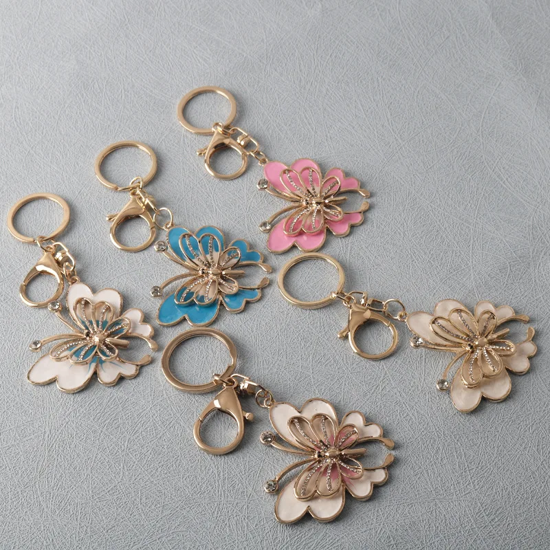 

Exquisite And Creative Butterfly Keychain Pendant With Diamond Dripping Oil Alloy Key Chaing Pendant for Girls Aaccessories