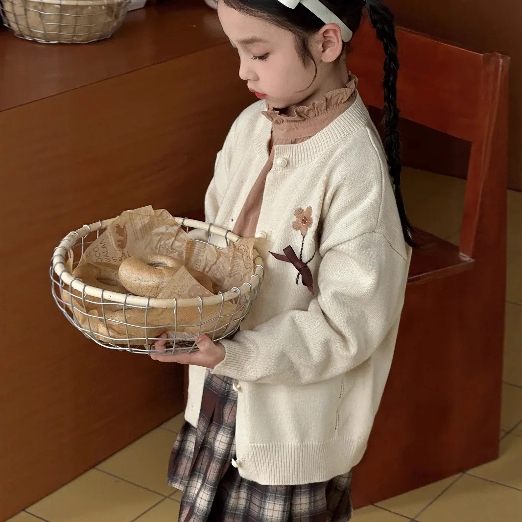 

2025 Brand New Round Neck Knitted Top for Girls Embroidered Butterfly Festival Sweater cardigan Collection