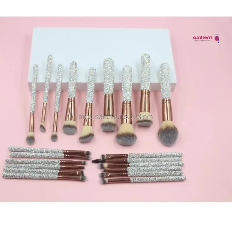 Professional 23pcs Glam Crystal Diamond Makeup Brush Set Rhinestone MakeupBrush Set Gifts for Woman Unique Bling Makeup Brushes