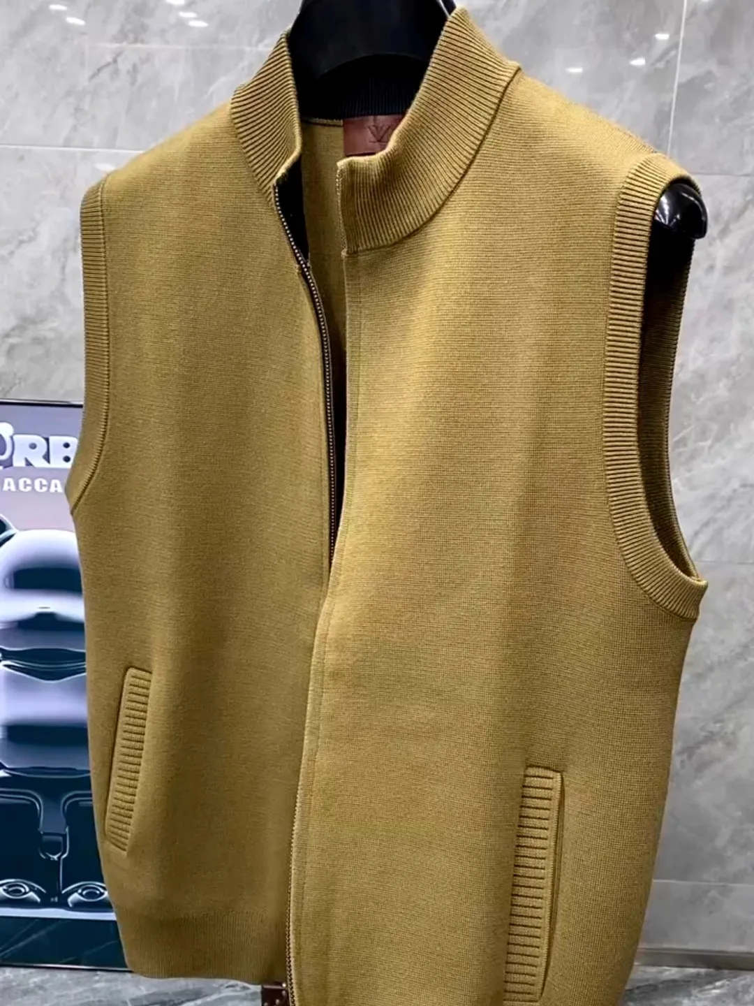 

Fall New Men's Knitted Stand Collar Vest High Quali Faionable Versatile Trendy Busin Casual Haome Sle Youth ular