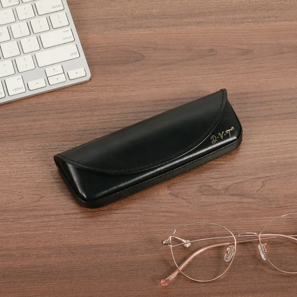 حافظة نظارات جلدية كلاسيكية محمولة مضادة للضغط وخفيفة الوزن صندوق نظارات مضاد للسقوط للجنسين