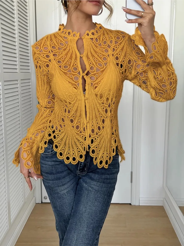 Weißes Spitzenhemd für Damen, modisch, langärmelig, O-Ausschnitt, Hakenblume, hohle Hemden, Tops, Dame, Urlaub, Boho, Y2k, Damenbekleidung, Neu