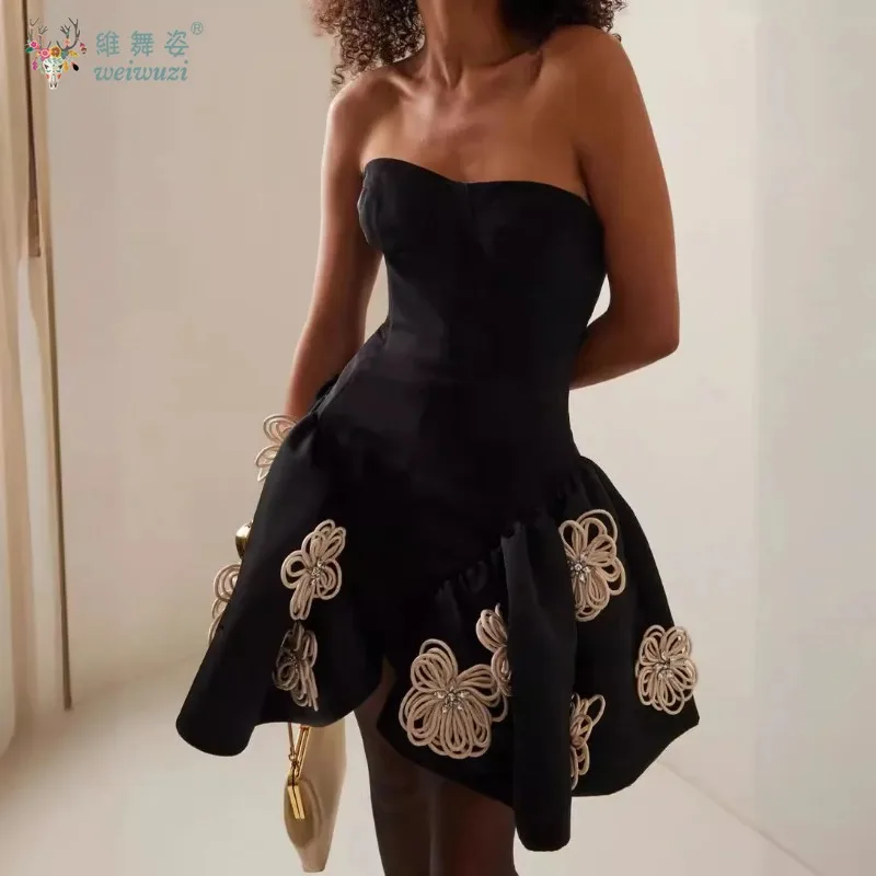 ヘップバーンスタイルのストラップレス、バックレス、伸縮性のあるフォーマルなイブニングドレス、ユニークな立体的な花柄のタイトでふわふわしたスカート付き