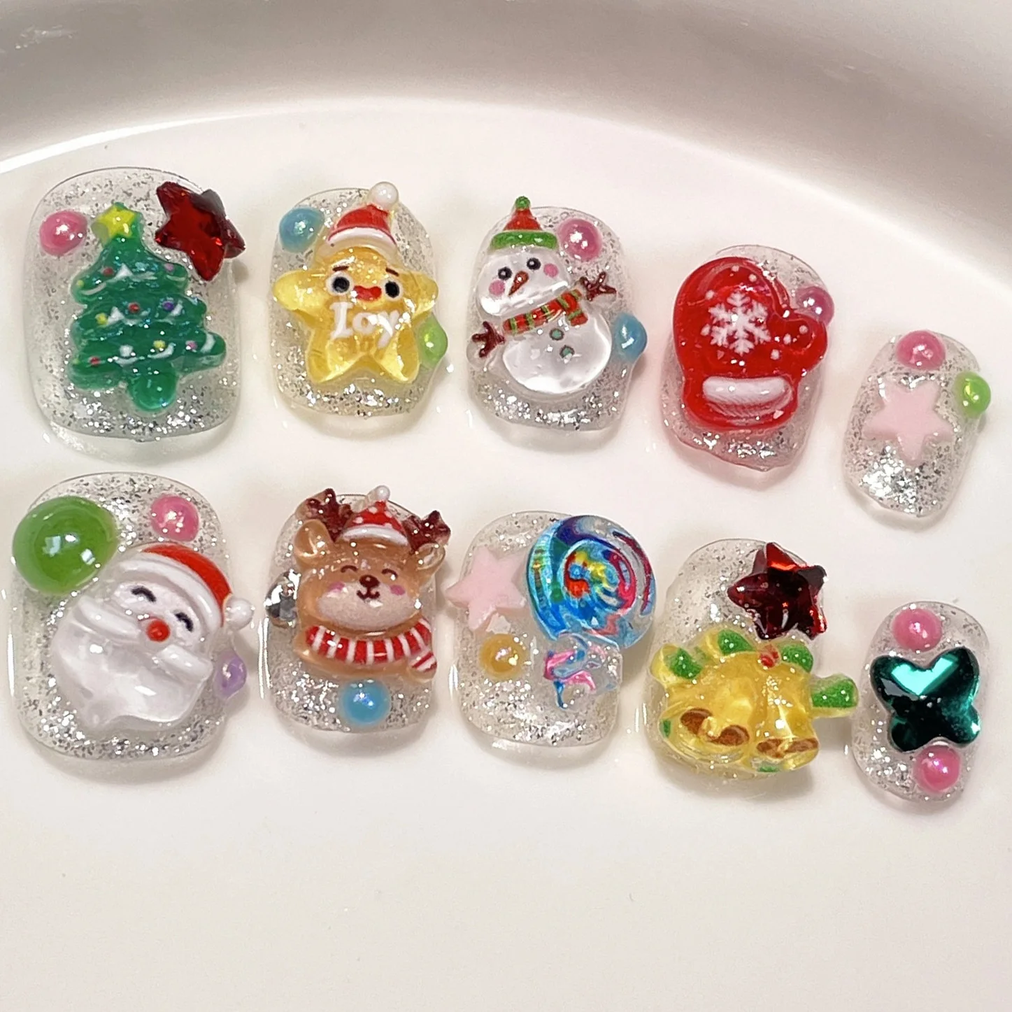 

10 шт., рождественские накладные ногти ручной работы, 3D мультяшный Санта-Клаус, снежинка, накладные ногти для женщин и девочек, съемные носимые накладные ногти