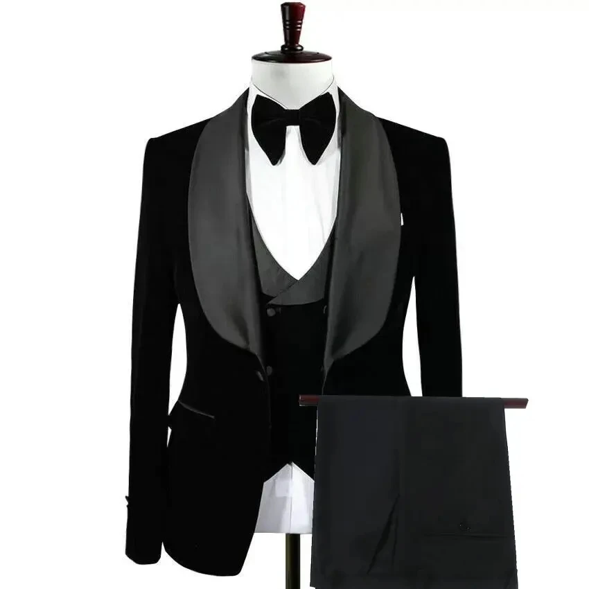 

Black Velvet Men Suits 3 Pieces Jacket+Vest+Pants Prom Costume Groom Tuxedos Formal Wedding PartyShawl Lapel Best Man Blazer