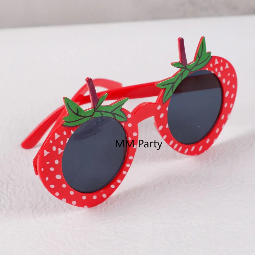 1Pcs Sweet Strawberry Glasses Summer Fruit Party Sunglasses Photo Props for Kids Birthday Baby Shower Party Favors Decoration