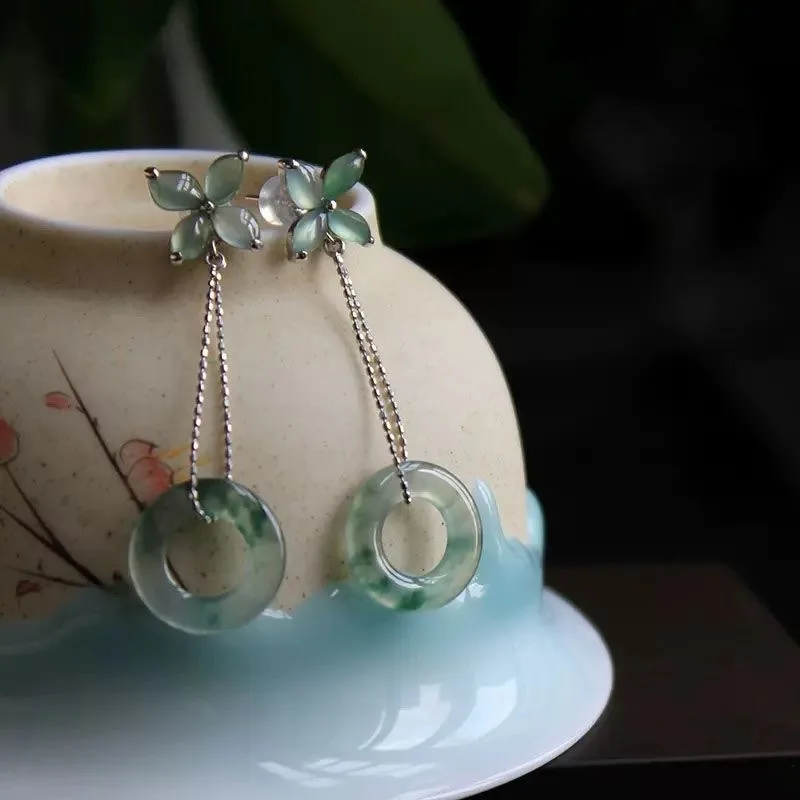 Nowe w eleganckich klasyczny styl kolczykach lód naturalny Jade chalcedon okrągłe kolczyki motylkowe dla kobiet biżuteria zaręczynowa