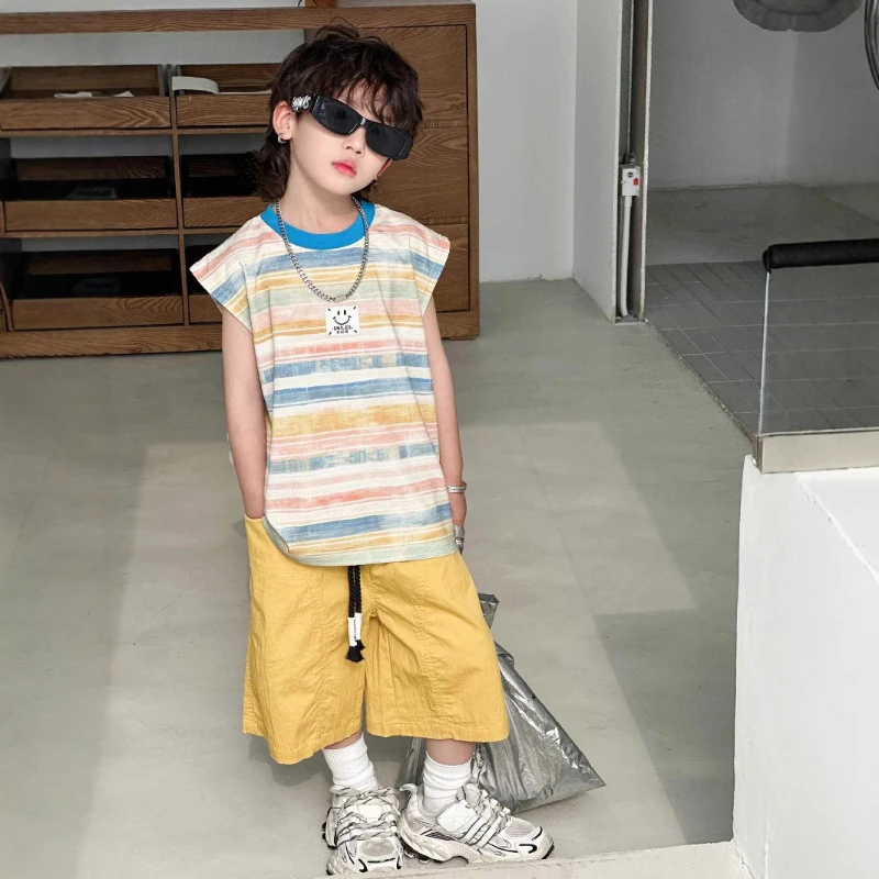 

2025 Men's Short Sleeve T-Shirt, Loose Fit, Summer Apparel, Half Sleeve Short Sleeve T-Shirt for Summer.