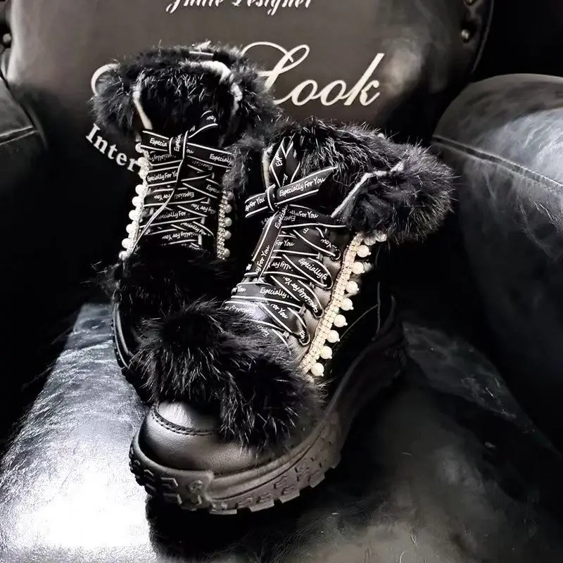 Heavy industry pearl water diamond beaded lace-up ankle boots, large-sized fur integrated thickened women's cotton shoes 35-40