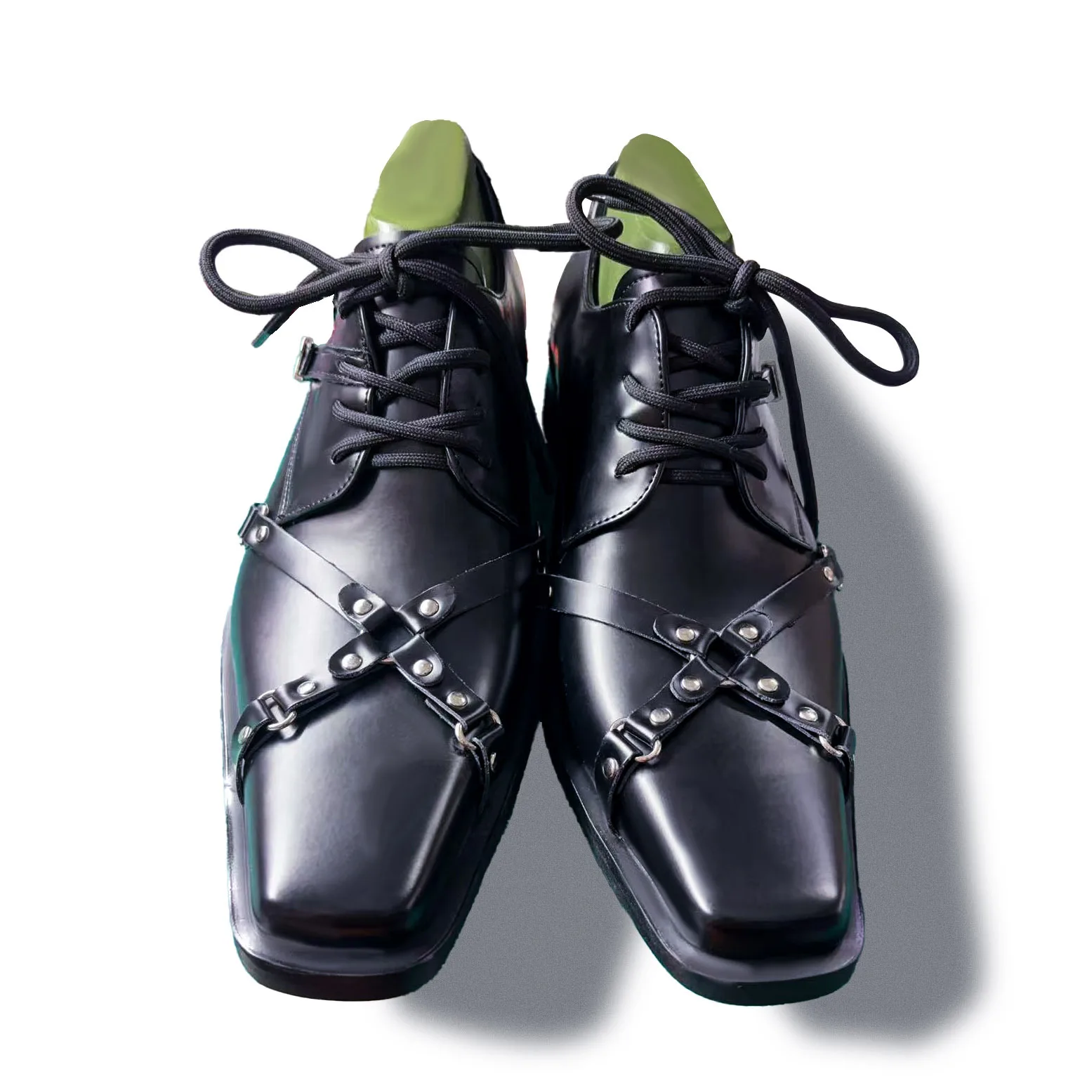 Spring 2026 Same Men and Women Belt Buckle Punk Style Lace-up Small Leather Retro Style Brown Medium Thick Heel Single Shoes