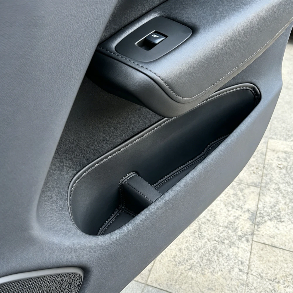 4 szt. Kieszenie do przechowywania w samochodzie, montowane w czterech drzwiach, do Volvo XC60 S60 S90, antypoślizgowe wkładki do przestrzeni między drzwiami, organizer, torba do przechowywania.