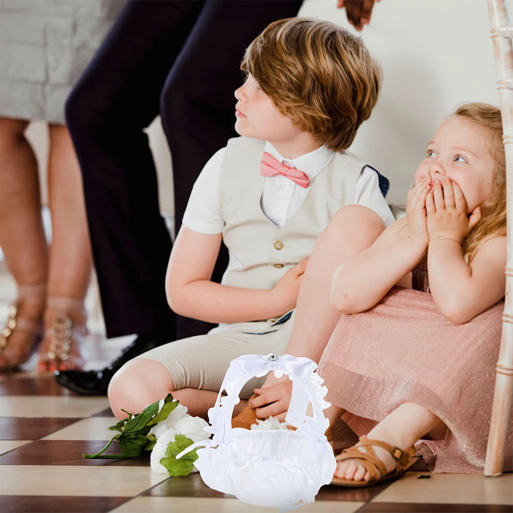 

2pcs Lace Flower Girl Wedding Handheld Basket Rustic Bridal Party Decorative Storage Basket Flower Baskets For Weddings Wedding