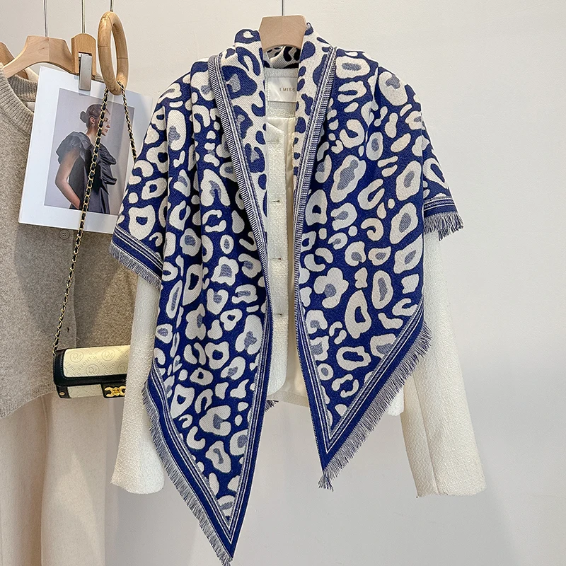 新しいファッションの冬用スカーフ（女性用） - レオパード柄のフェイクカシミア素材、厚手で柔らかいパシュミナ風スカーフ、暖かい女性用ショール