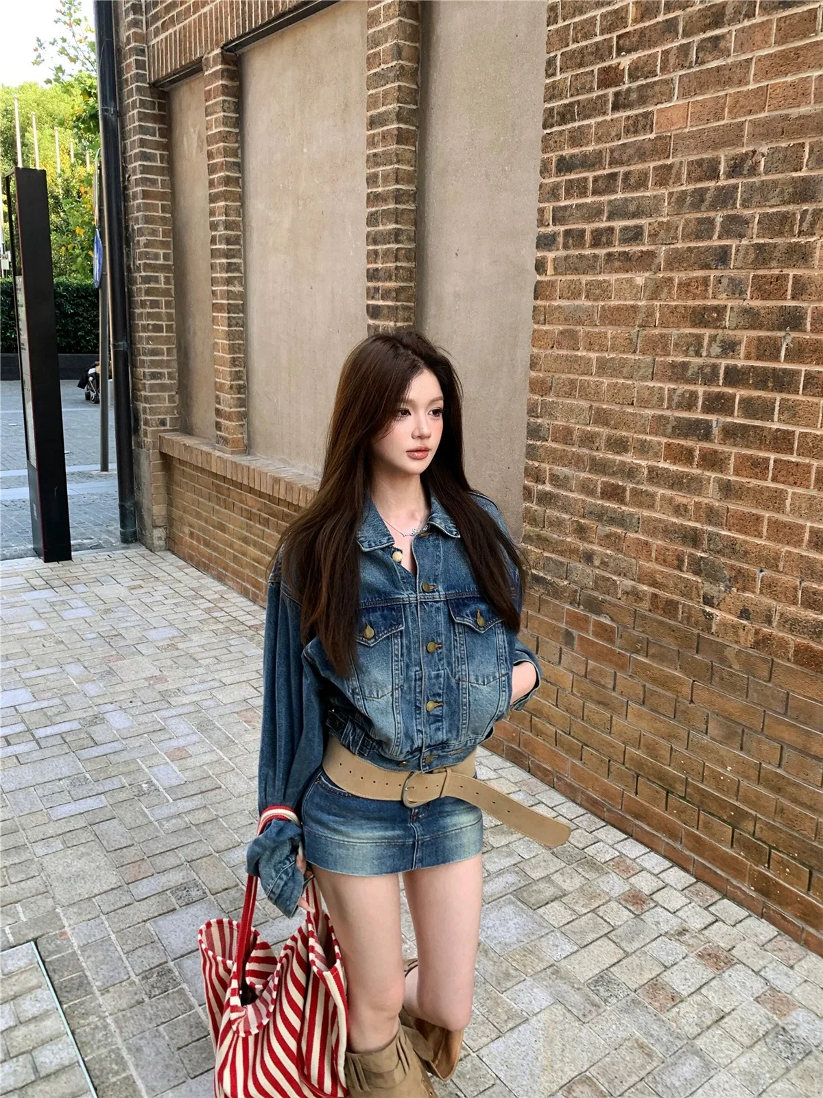 

Retro Denim Jacket And Skirt Set High Waist Short Style Versatile Elegant Women's Fashion Outfit Spring Season