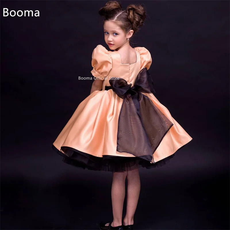 Booma A-Line Flower Girl Dresses 3D Flowers Girls Wedding Party Dresses Short Sleeve Ball Gowns Customized