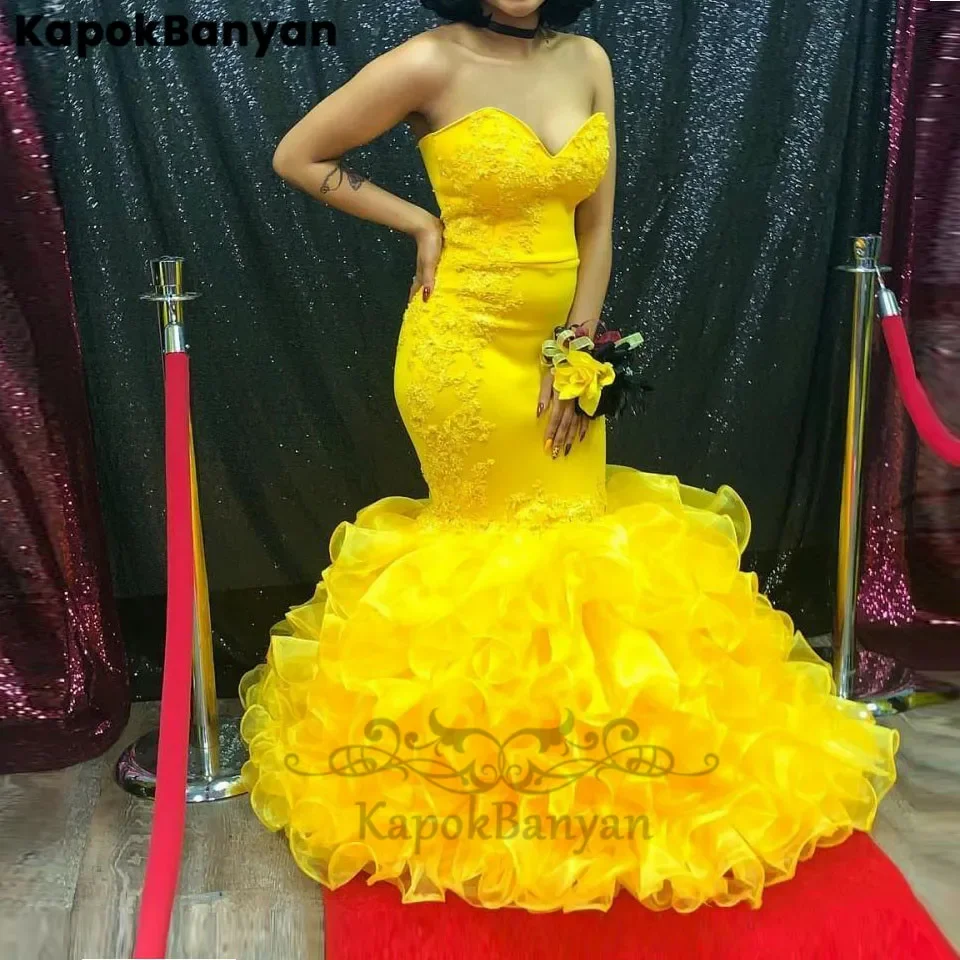 

Yellow Sweetheart Lace-up Mermaid Prom Dress Lace Applique Ruffle Organza Trumpet Party Gown