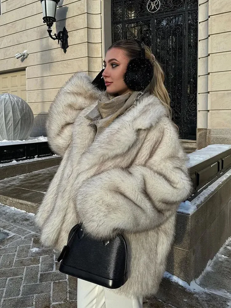 

Women Loose Lapel Faux Fur Coat Elegant Luxury V-neck Long Sleeve Fluffy Outerwears Lady Fashion Winter Daily Highstreet Jackets
