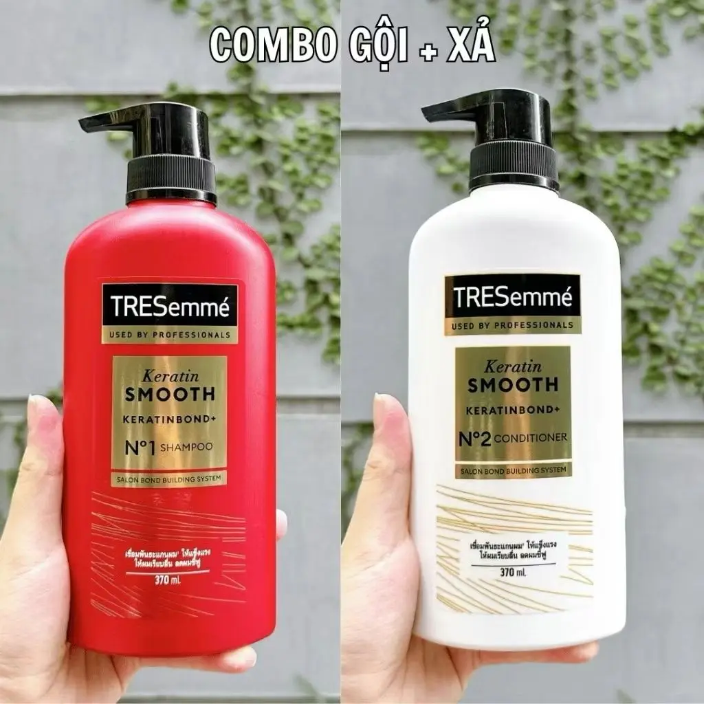

TRESemme Smooth Silky Shampoo Strengthen Roots Anti Dandruff Itch Repair 370ml​