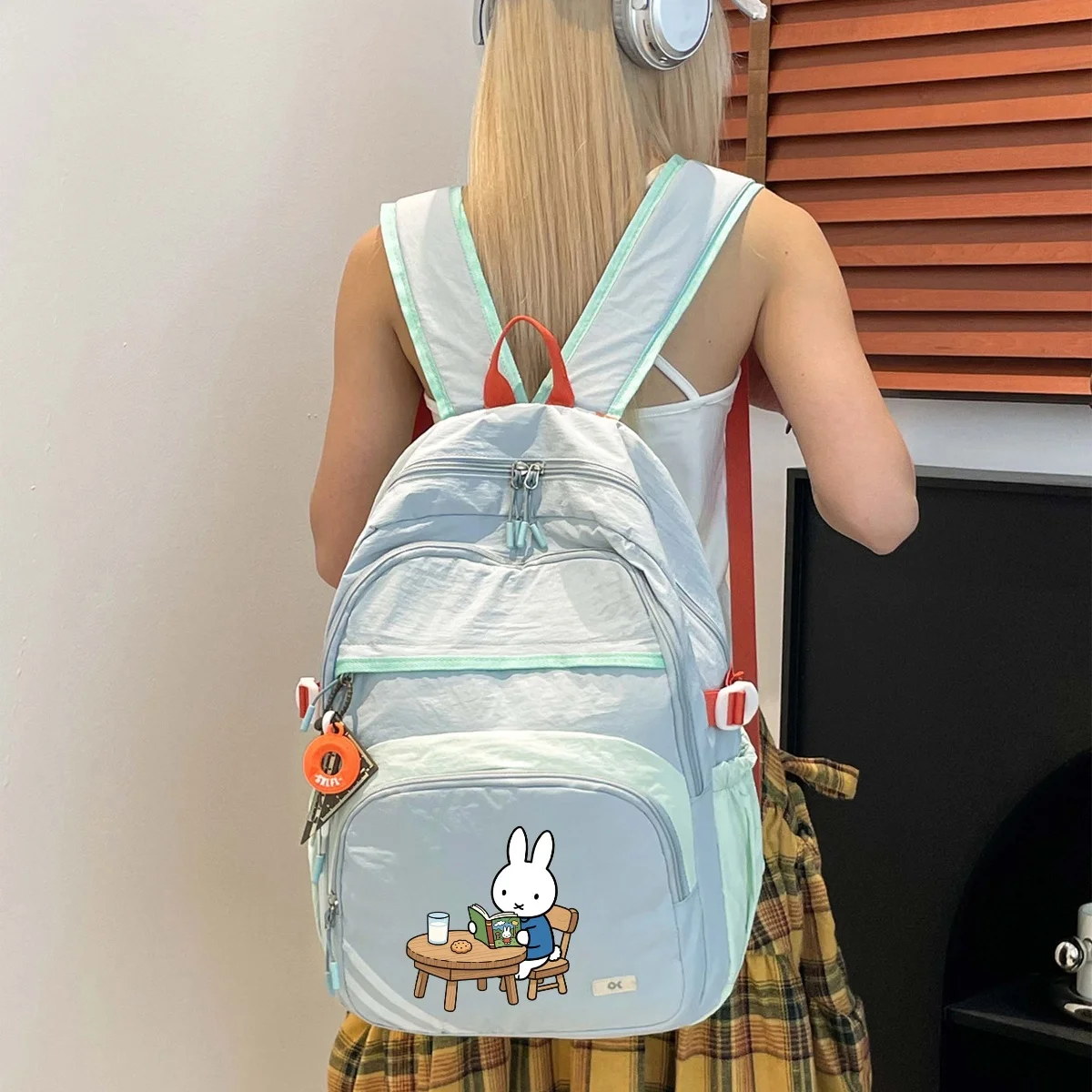 

Рюкзак Miffy kawaii, повседневный, большой вместительности, корейская версия, сверхлегкий и универсальный рюкзак для девочек, дорожная сумка для хранения с героями мультфильмов