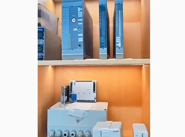 Product bargaining, do not order directly IC670MDL330  Separate output module/Each module is 4 A