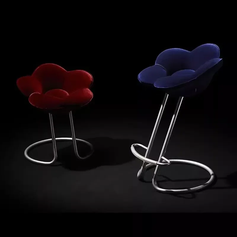 Kursi tunggal desainer Italia yang kreatif, kursi makan minimalis modern, kursi bar tinggi, kelopak bunga matahari