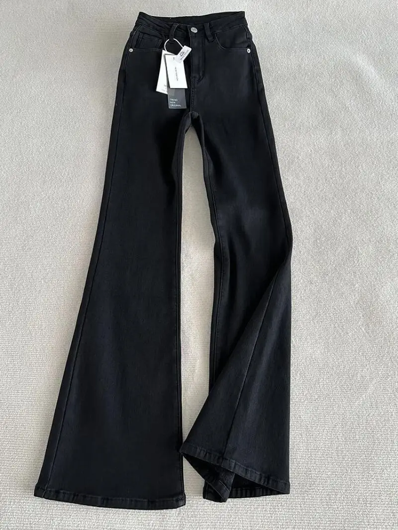 กางเกงยีนส์ผู้หญิง ผ้าเดนิมนุ่ม ระบายอากาศ สไตล์วินเทจ สีดำ บุขนแกะ อุ่น ทรงบาน เอวสูง สไตล์อเมริกันเรโทร สำหรับฤดูใบไม้ร่วงและฤดูหนาว