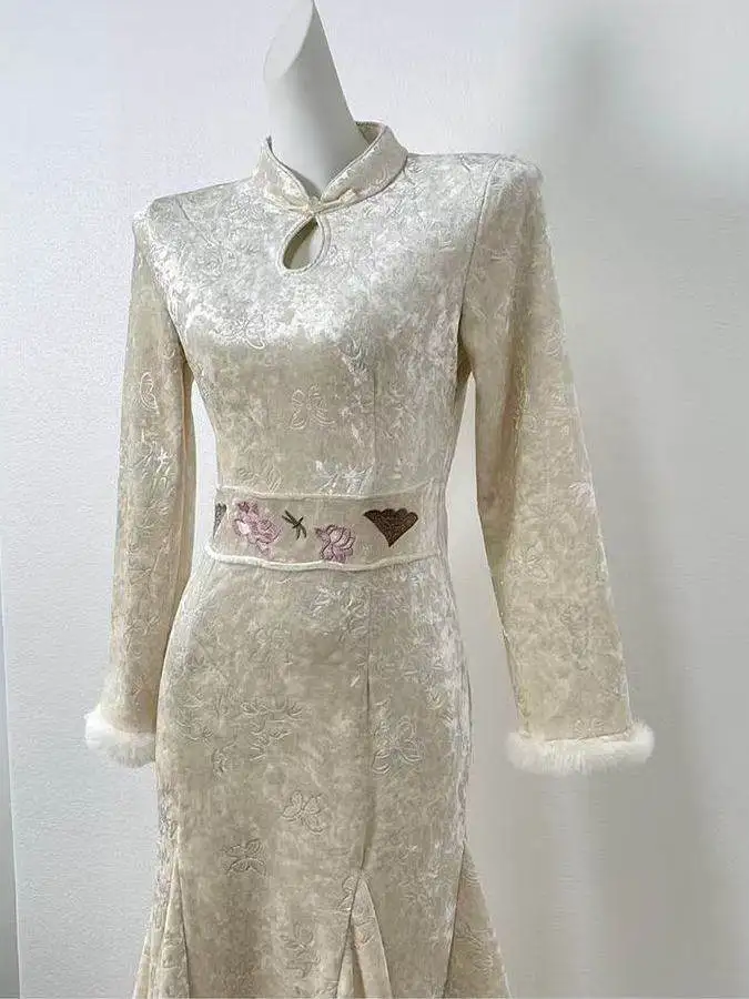 new-chinese-sle-winter-2025-embroidered-waist-seal-fi-tail-skirt-lotus-blossom-vintage-snowy-day-long-sve-mi