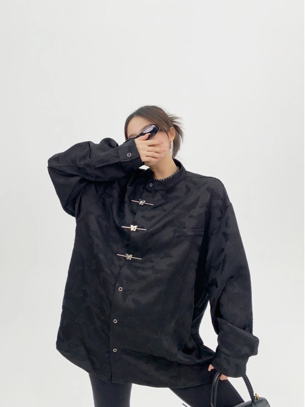 

Свободный длинный све женский irt для пар, китайский Sle с цветочной вышивкой, повседневный модный топ, оригинальный дизайн, полиэфирная ткань