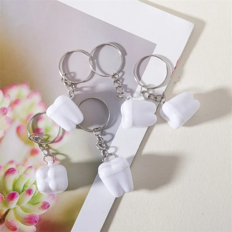 5PCS Simulation Cartoon Teeth Keychain White Teeth Keyring Key Chains Resin Tooth Shape Key Rings For Women Jewelry Gift