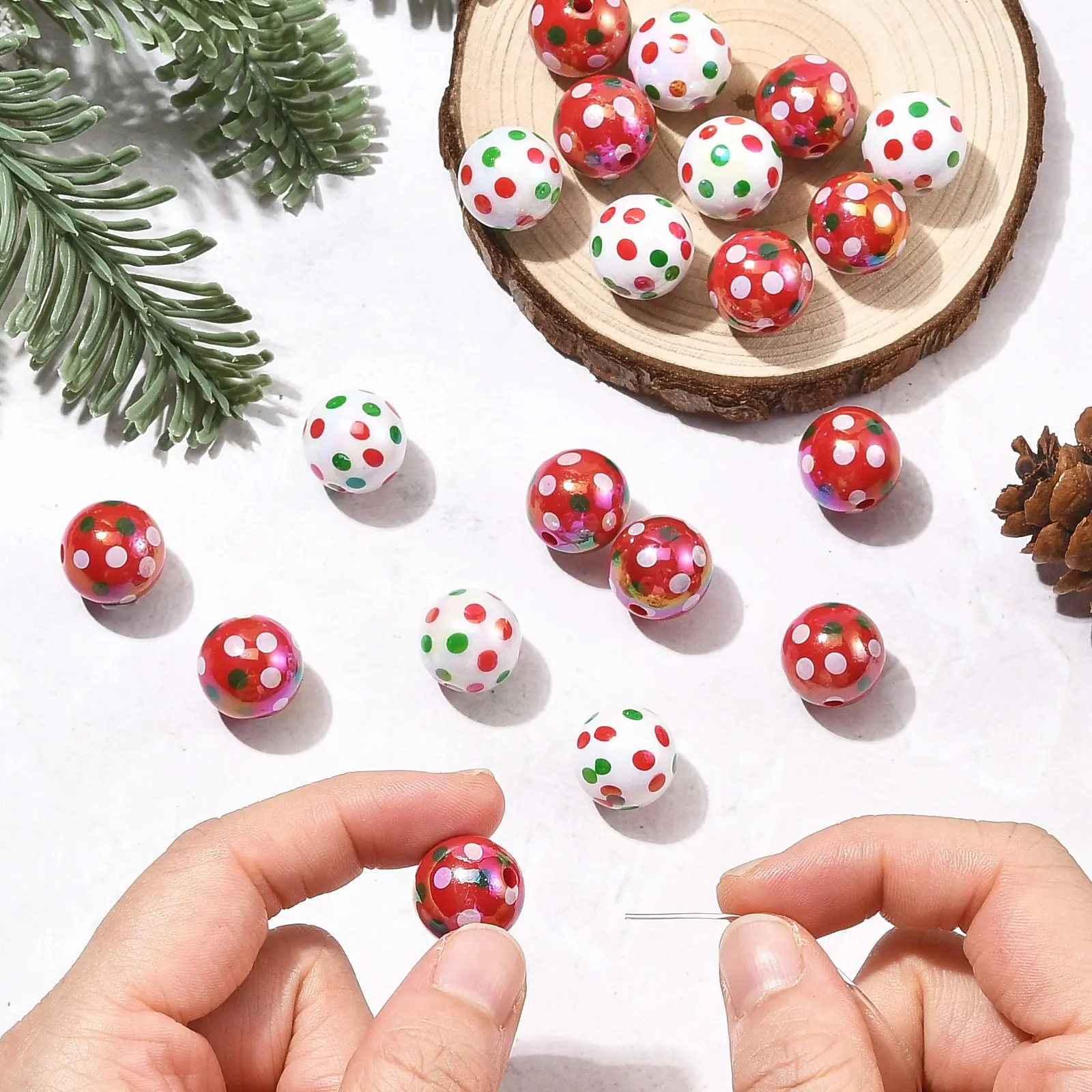 PandaHall 30 Stück UV-beschichtete, schillernde Acryl-Weihnachtsperlen, rund, gepunktet, mehrfarbig, 16 mm, für DIY-Schmuckherstellung – Detail 7