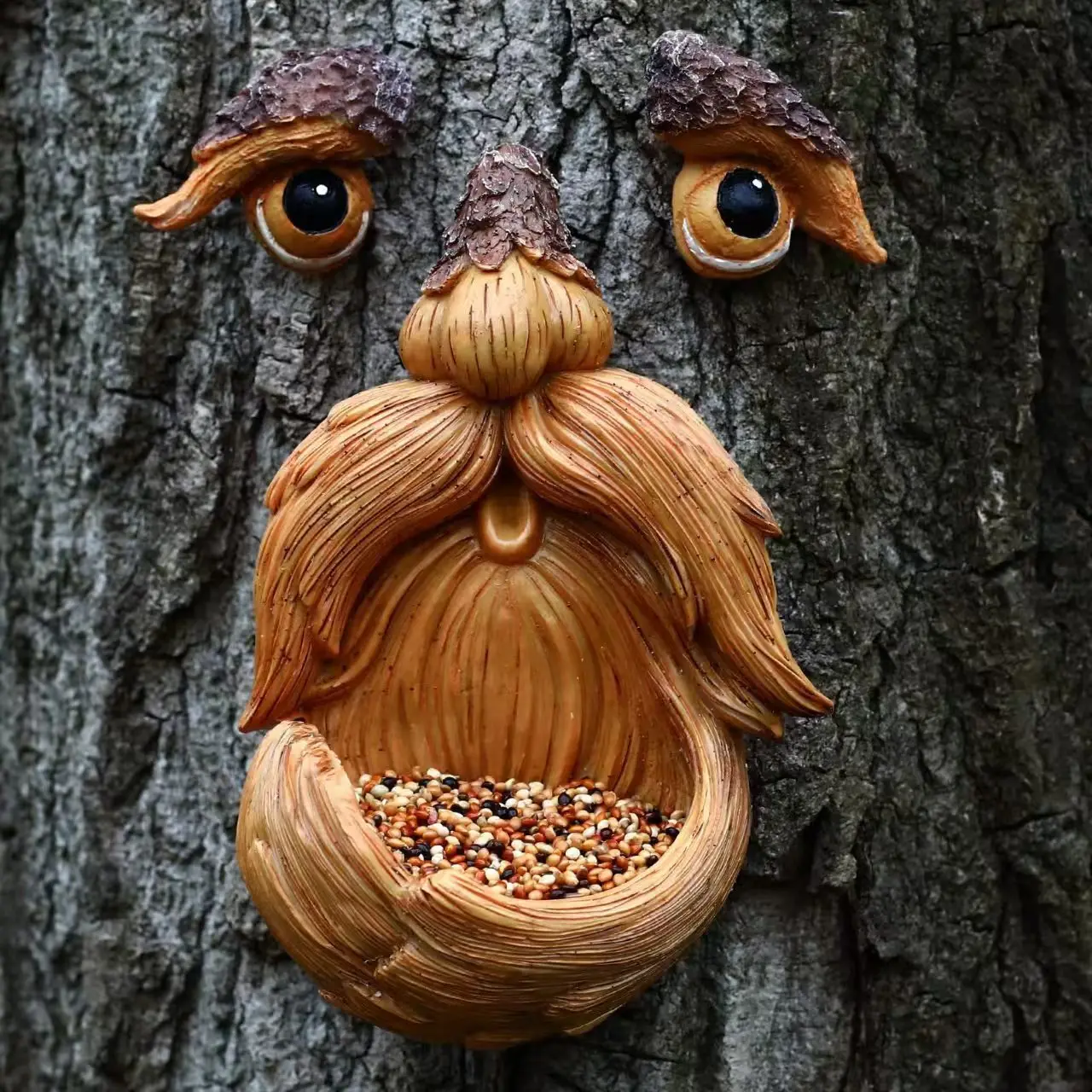 

Tree Face Bird Feeder Outdoor Decor Glow in Dark Eyes Fun Old Man Tree Hugger Sculpture Yard Art Garden Lawn Decoration Ornament