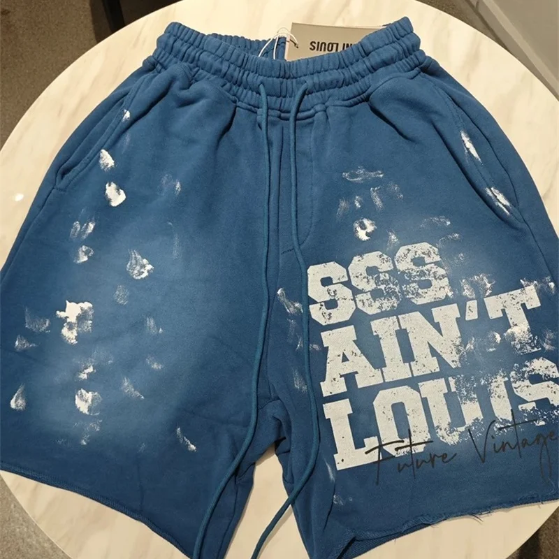 24ss ล้างสีดำ Saint Louis กางเกงขาสั้นขนาดใหญ่สำหรับผู้ชายผู้หญิงกราฟฟิตีทำลายโลโก้พิมพ์ลายตัวอักษร Saint MICHAEL