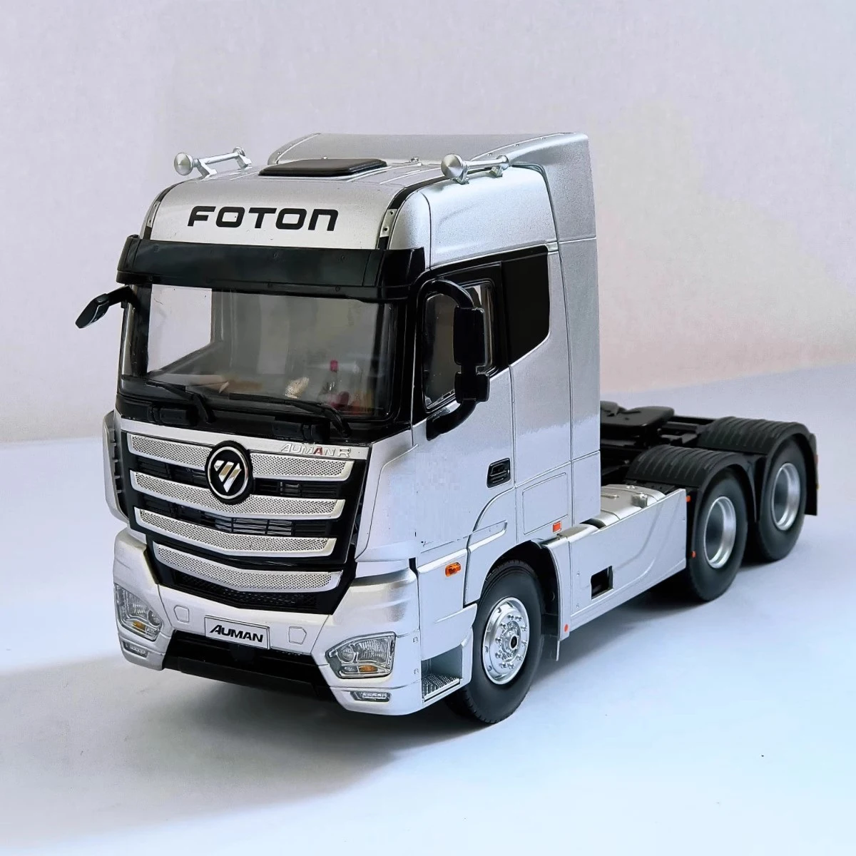 1:24 スケール Foton Auman Kunlun ダンプトラック モデル Original factory diecast 1:24 foton Auman GTL dumper model