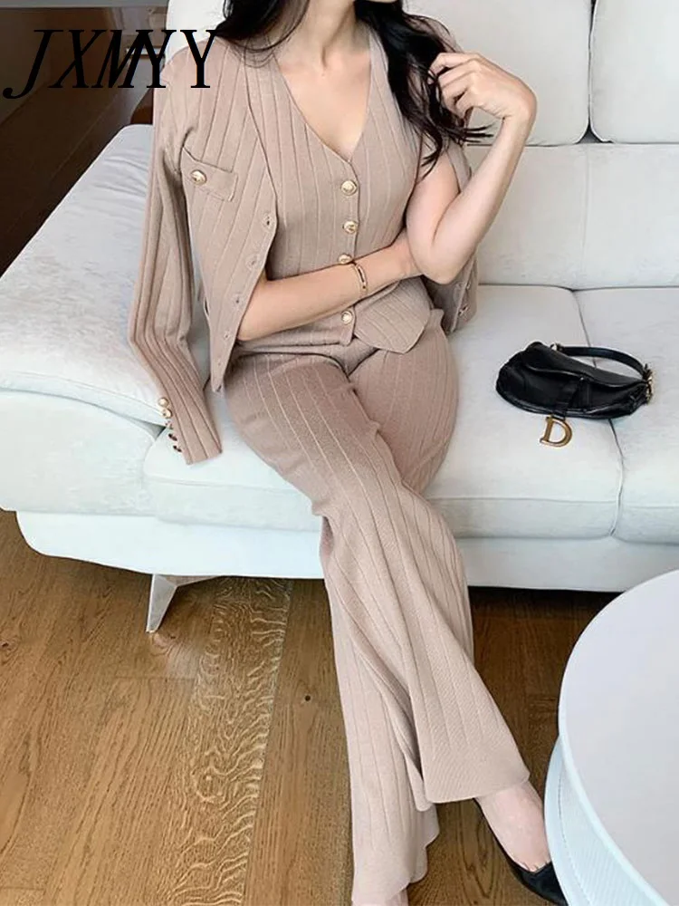 JXMYY 2024 Autumn and Winter Fashion Elegant Temperament Gold Buckle Vest Knitted Sweater Trousers Three-Piece Women's Suit