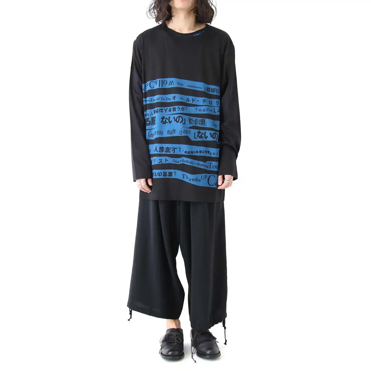 YOJI OOAK غير منتظم أبيض وأسود مطبوعة الكتاب المقدس شعار مطبوع رقبة مستديرة تي شيرت رجالي بأكمام طويلة أبيض وأزرق #5