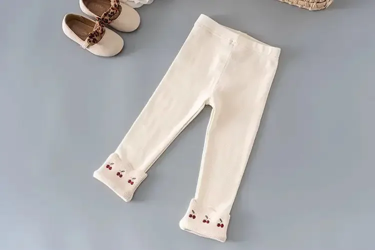 2026 Herbst Neue Mädchenkleidung Cartoon-Kirschdruck-Oberbekleidung und -Hosen Koreanische Version Einfarbige Kinderkleidung mit Fleece-Futter – Detail 7