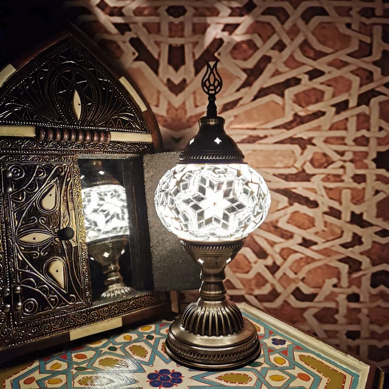 lampe-de-chevet-marocaine-en-mosaique-artisanale-petite-lampe-de-nuit-adhesive-lumiere-coloree-ambiance-retro-exotique-lampe-de-table-cadeau-de-vacances-pour-enfants